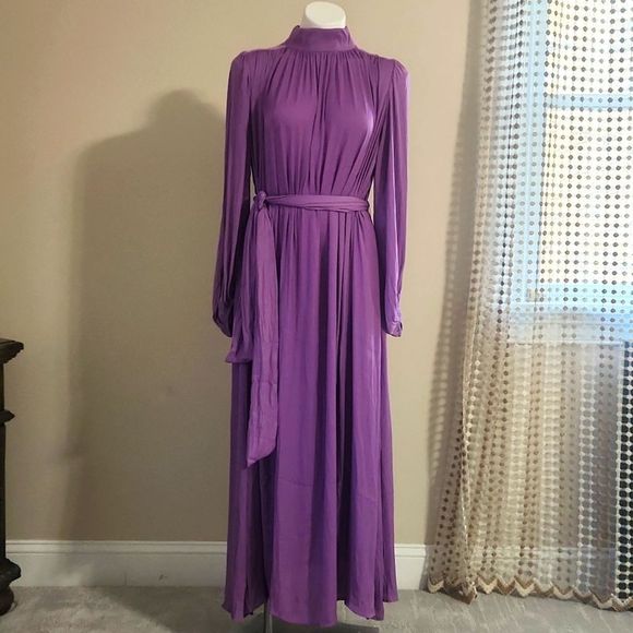 Banana Republic Slit Back Maxi Dress - Picture 5 of 9